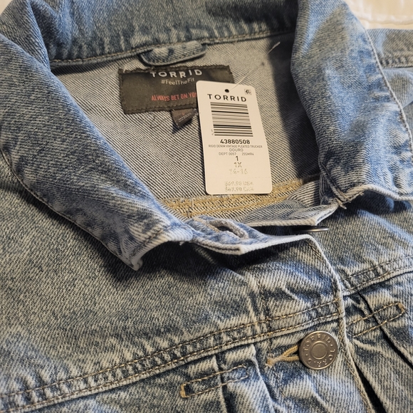 Torrid Light Blue Jean Jacket - Picture 2 of 2